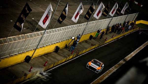 Visit Dignity Gold GT Sprint Race: argentino Ayrton Chorne é o mais rápido do segundo treino page