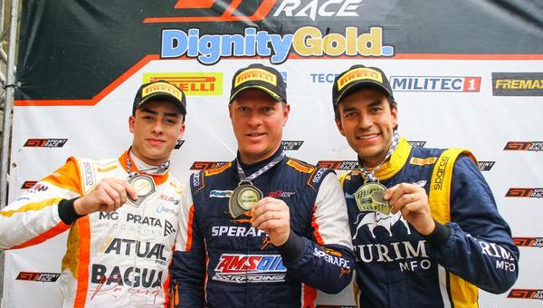 Visit Rodrigo Sperafico vence a primeira corrida da Special Edition em Interlagos page