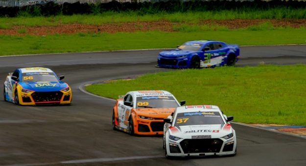 Visit Vitor Genz e Marco Garcia garantem a melhor posição no segundo treino da etapa final em Londrina page