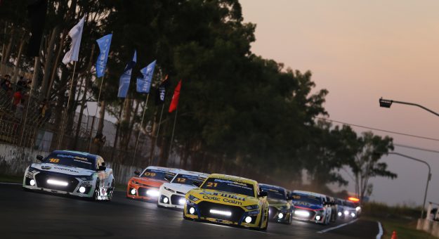 Visit Etapa noturna da NASCAR Brasil será no circuito longo de Londrina page