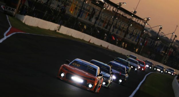 Visit NASCAR Brasil / Night Challenge já têm programação definida page