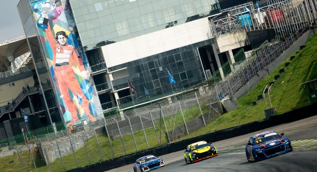 Visit Programação da grande final em Interlagos page