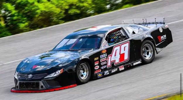 Visit Brasileiros vão competir em categorias de acesso no NASCAR Speed Week page