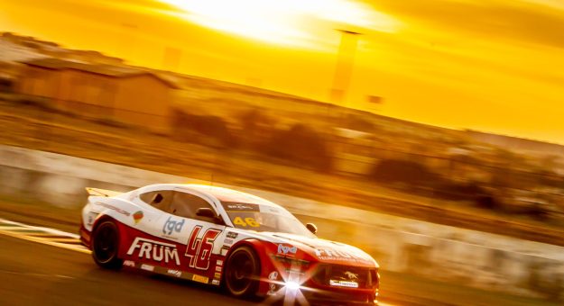 Visit Definidos os grids da etapa Night Challenge em Londrina page