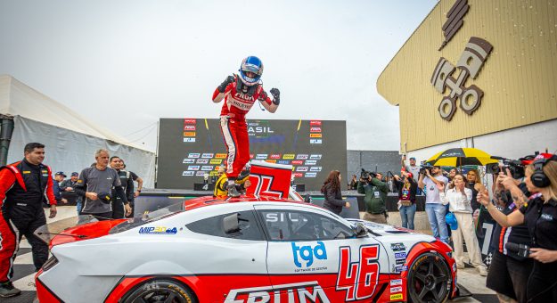 Visit Campeão Brasileiro Vitor Genz dará continuidade  na NASCAR Brasil com RMattheis page