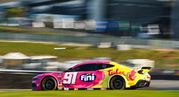 Visit NASCAR Brasil: Rubens Barrichello foi o mais rápido no treino 1 em Interlagos page