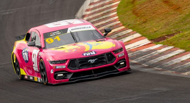 Visit Rubens Barrichello é o pole position das 100 Milhas noturna da NASCAR Brasil em Cascavel page