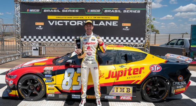 Visit NASCAR Brasil: Gabriel Casagrande garante a pole position da etapa Oval Track em Curvelo page