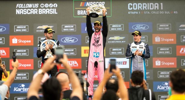 Visit A era RiSE26 começa com vitória de Thiago Camilo na NASCAR Brasil page