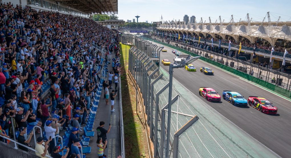 Interlagos recebe o Sonic Grand Prix em um fim de semana histórico de velocidade
