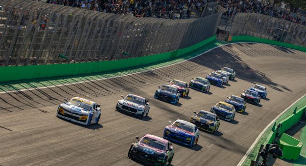 Visit Nicolas Costa domina etapa com topo do pódio nas duas corridas de Interlagos page