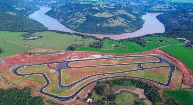 NASCAR Brasil prestigia apresentação do novo autódromo de Chapecó
